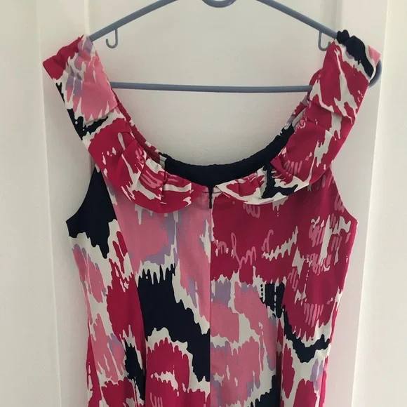 Lilly Pulitzer Dress. Size 8. - Picture 2 of 5
